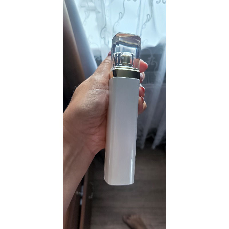 Boss Jour Pour Femme Lumineuse EDP 75mL photo review