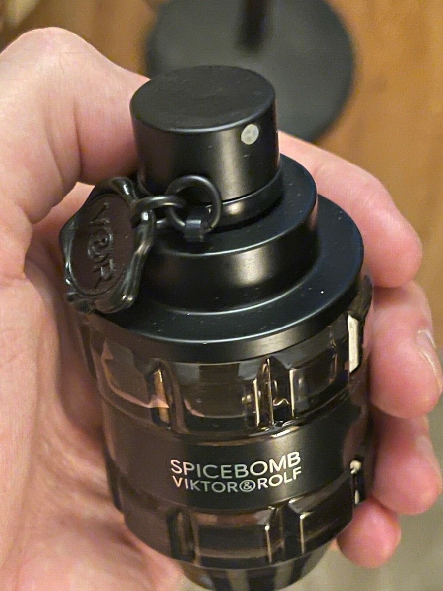 Viktor & Rolf Spicebomb Men EDT 90mL photo review