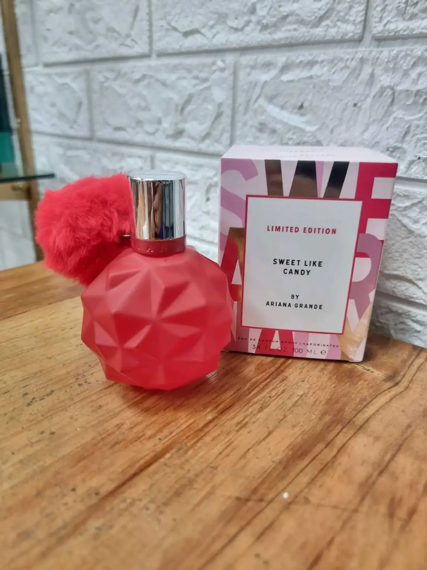 Sweet Like Candy By Ariana Grande Limited Edition 100mL photo review
