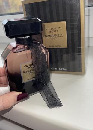 Victoria's Secret Bombshell Oud EDP 100mL photo review