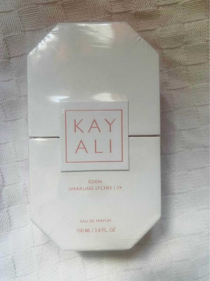 Kayali Eden Sparkling Lychee 39 EDP 100mL photo review
