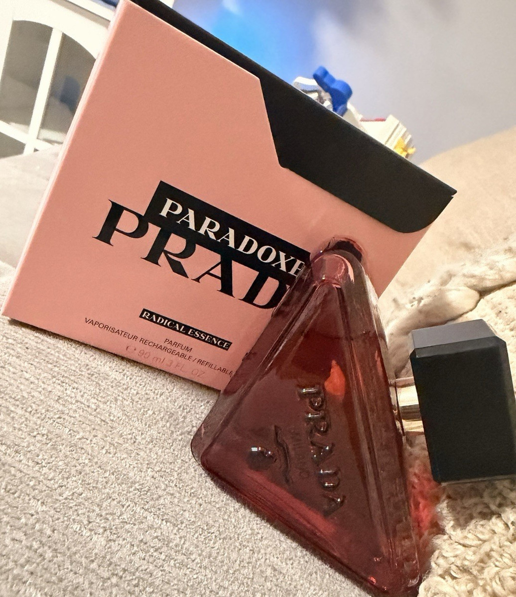 Prada Paradoxe Radical Essence Parfum 90mL photo review
